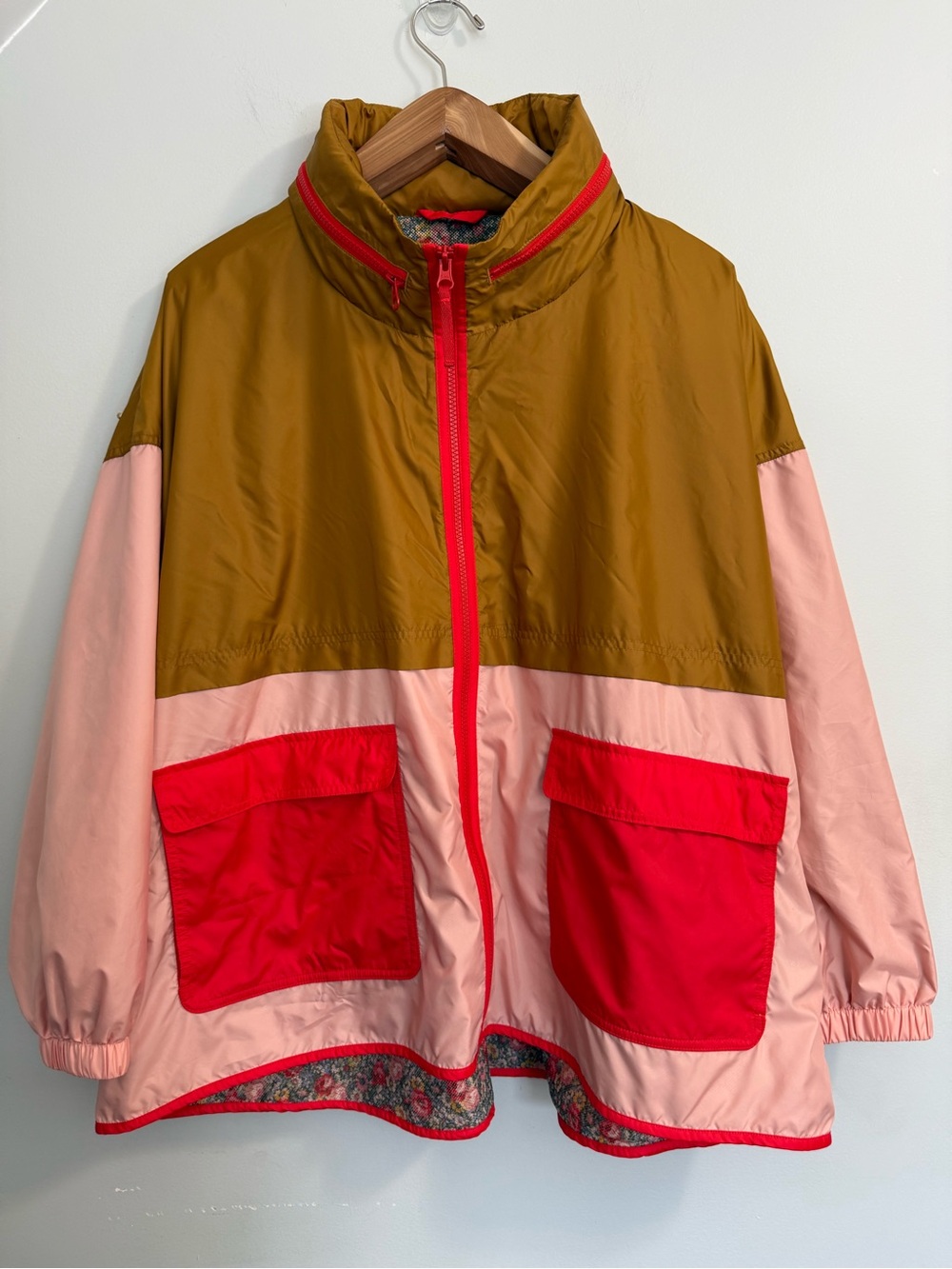 The Great. x Eddie Bauer Color Block Hooded Windbreaker Jacket